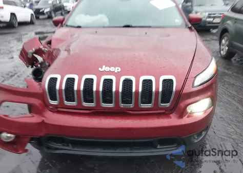 2017 Jeep Cherokee Latitude 4X4 z USA, uszkodzony, nr VIN 1C4PJMCS3HW608796